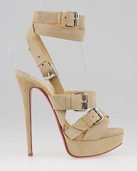 CHRISTIAN LOUBOUTIN - TUTENKABOUCLE EU 40