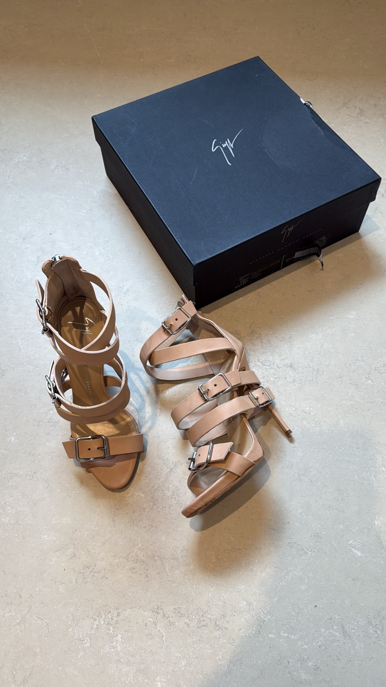 GIUSEPPE ZANOTTI - BEIGE WRAP AROUND BUCKLE STRAP EU 37.5