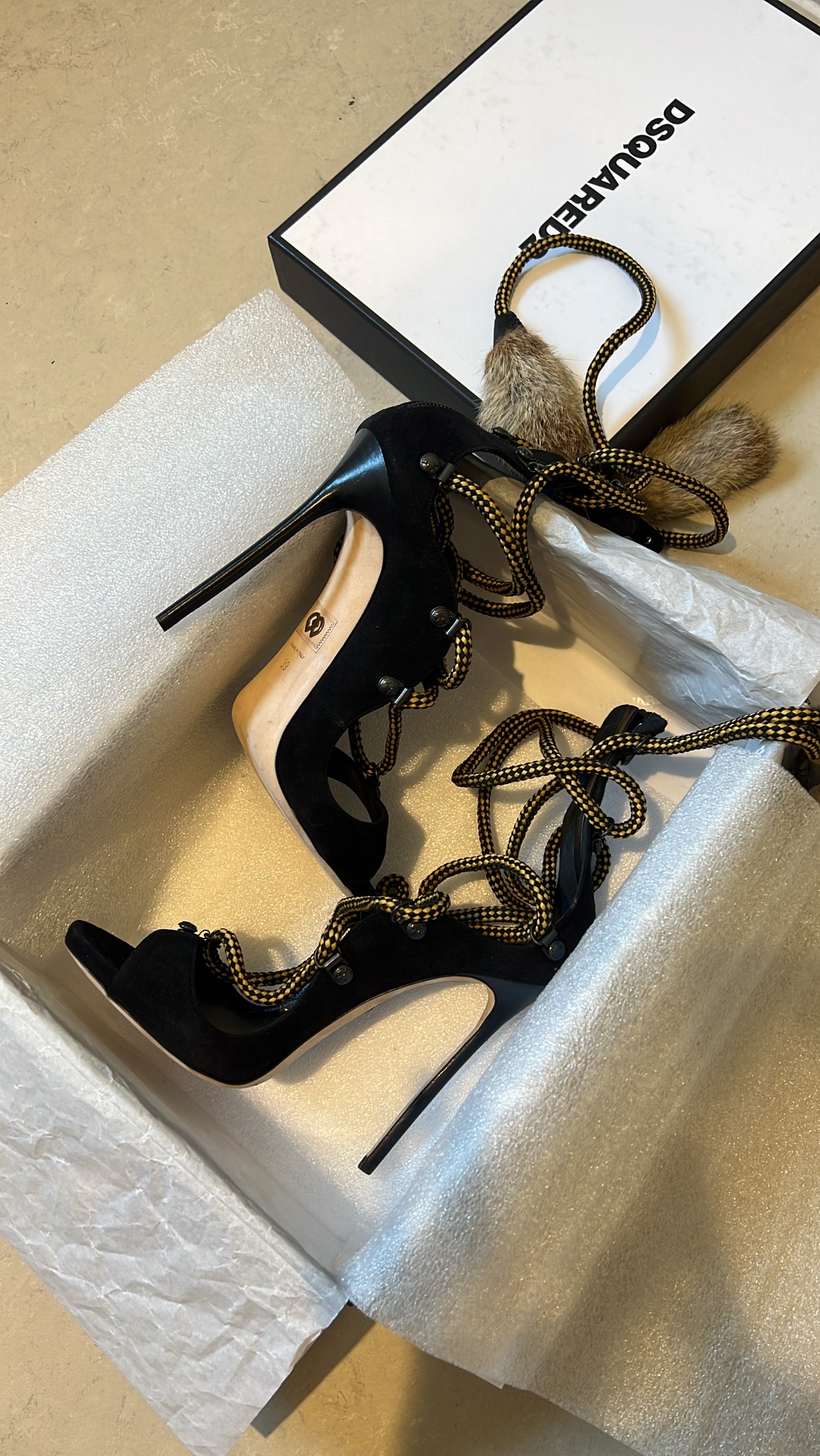 DSQUARED2 - Riri fur sandals EU 39
