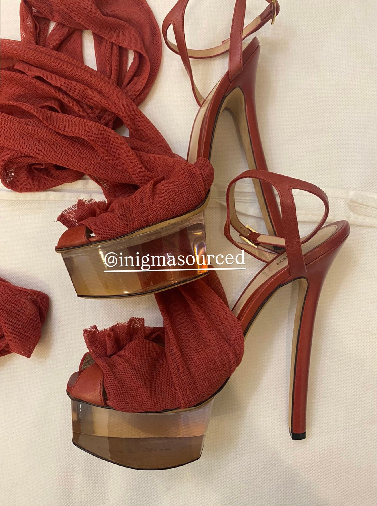 Fendi Cinderella lucite SS2010 Eu 41