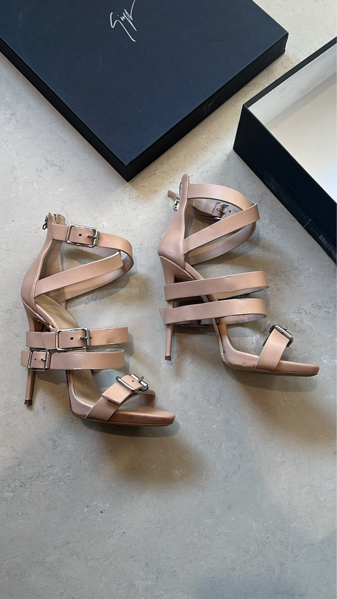 GIUSEPPE ZANOTTI - BEIGE WRAP AROUND BUCKLE STRAP EU 37.5