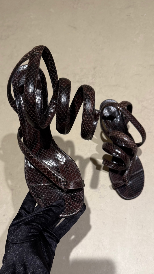 Bottega venetta spiral heels | no box or dust bags - EU 39