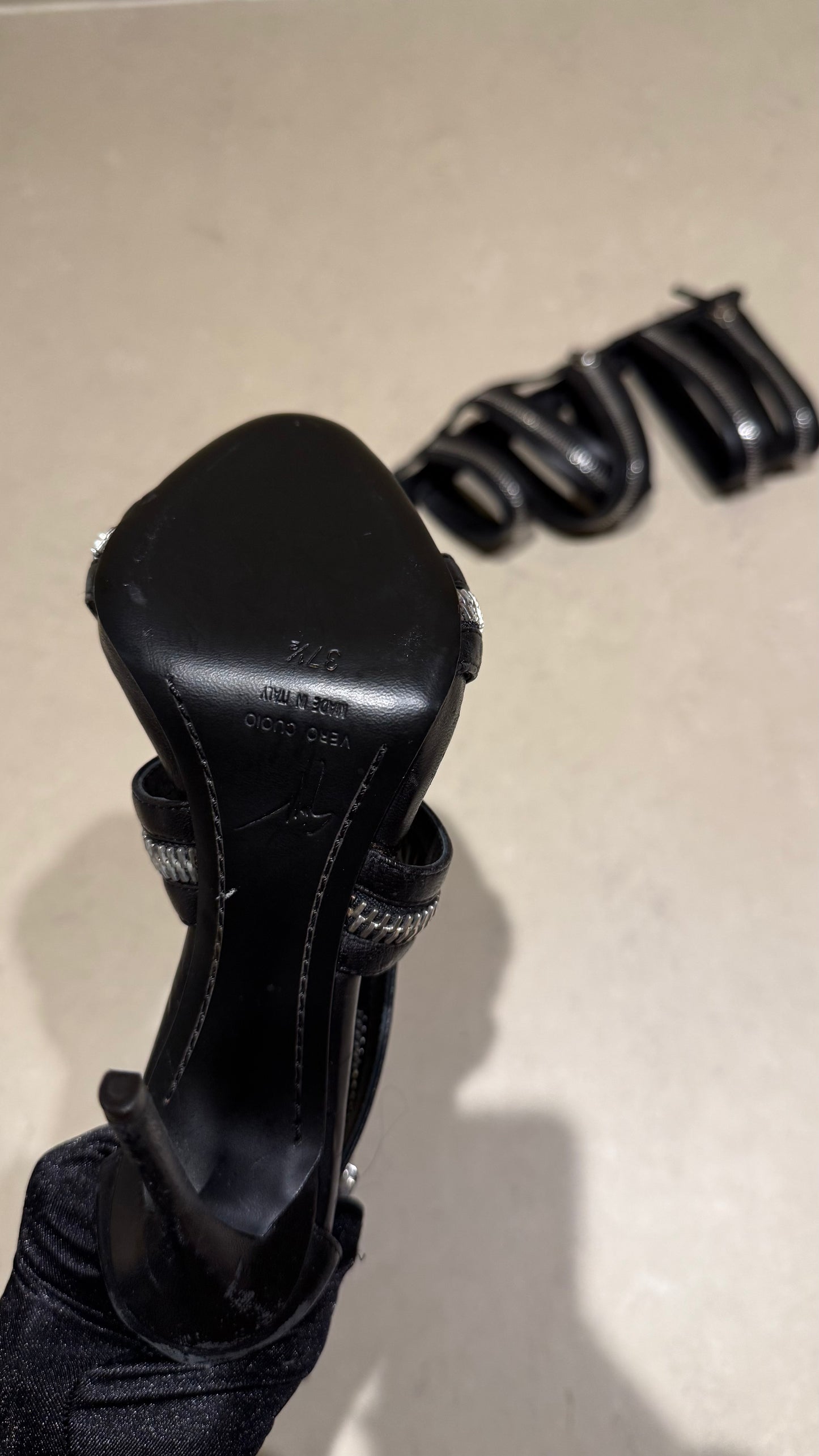 Giuseppe Zanotti gladiator zip heels | EU 37.5