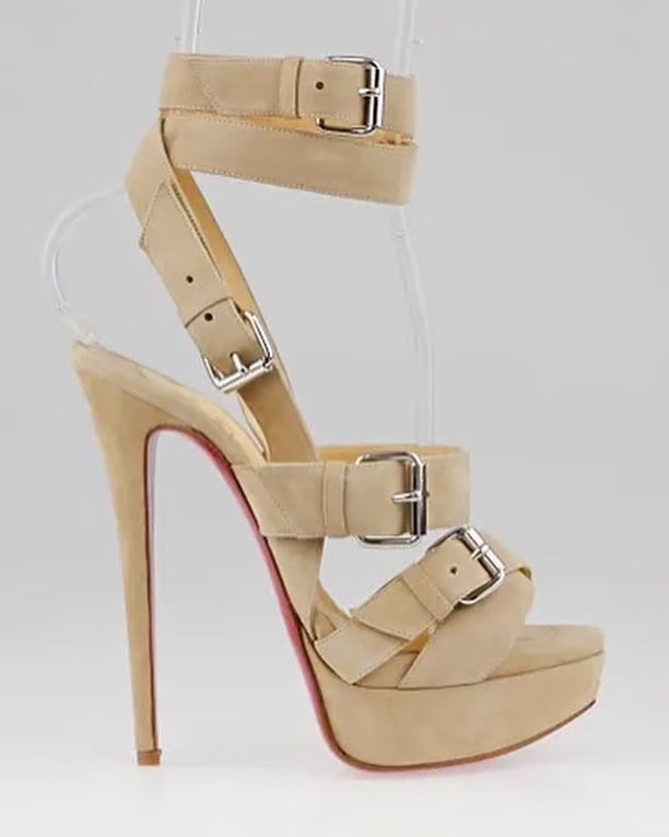 CHRISTIAN LOUBOUTIN - TUTENKABOUCLE EU 40