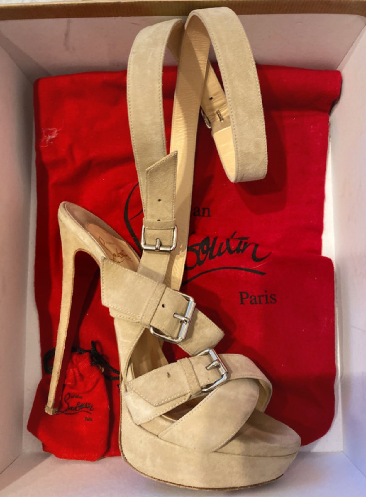 CHRISTIAN LOUBOUTIN - TUTENKABOUCLE EU 40