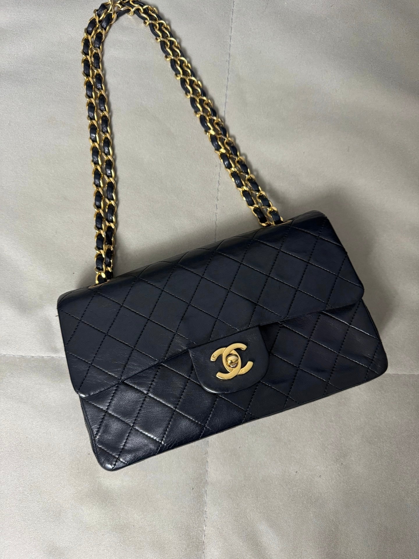 Chanel - Vintage Small Classic Double Flap Bag lambskin